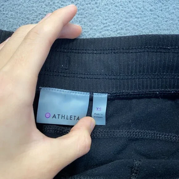 Athleta Jogger Pants Womens Size XS Black, Athletic Gym Workout,Drawstring - Picture 3 of 8